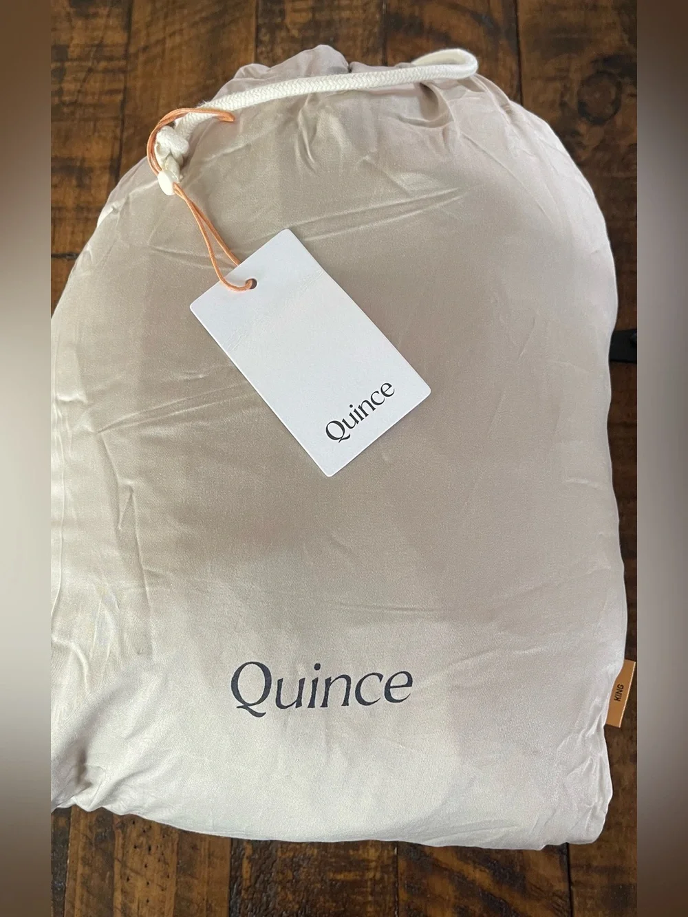 Quince nwt organic
